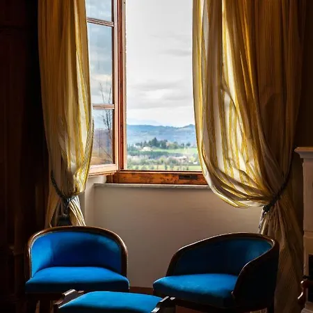 Piaggia Villa *